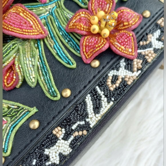 Mary Frances Tropical Heat Beaded Floral Bag - Picture 9 of 16
